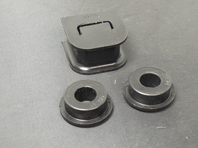 (image for) MUSTANG SHIFTER BUSHINGS 05-2010